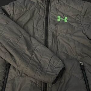 Under Armour Storm Kids Puffer Coat in Gray with Green Logo Size S